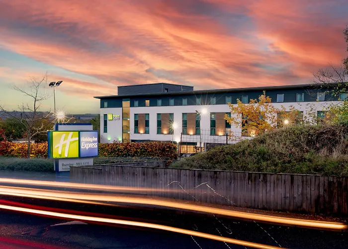 Central hotel: Holiday Inn Express Burnley M65 Jct 10 By Ihg